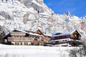 Indoor pool, open 9:00 AM to 8:00 PM, pool loungers