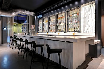 Bar (en la propiedad)