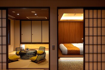 1 bedroom, individually decorated, blackout curtains, soundproofing