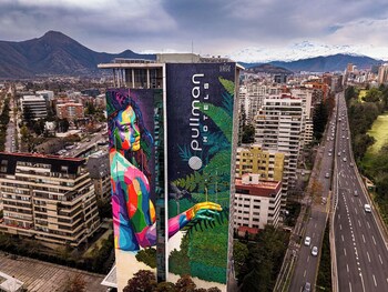 Televisión de 37 pulgadas con canales por cable