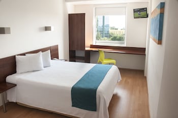 Desk, blackout drapes, iron/ironing board, free WiFi