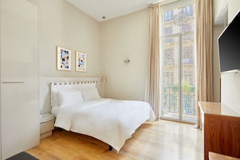 Chambre, 1 grand lit, terrasse | 1 chambre, literie fournie