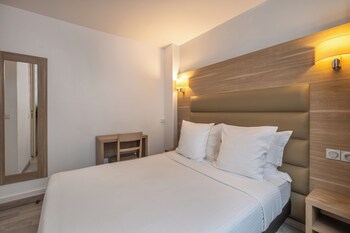 Standard Single Room | In-room safe, free WiFi, bed sheets