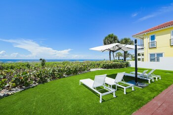 Beach Front Room, 1 Queen Bed | View from property