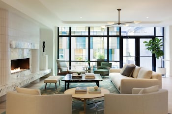 Breakfast, lunch and dinner served