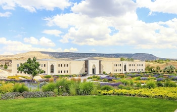 Suite (Suleyman Celebi Cave) | Premium bedding, minibar, in-room safe, individually decorated