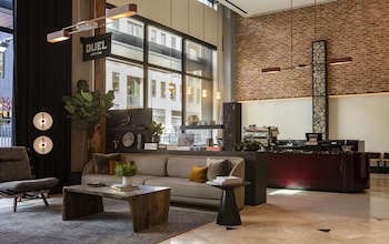 Aperto a pranzo e per l'happy hour