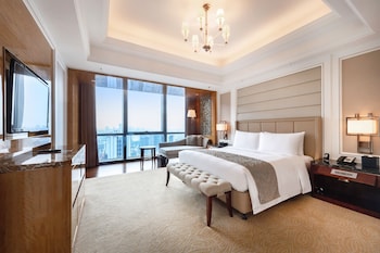 Suite, 1 Bedroom, City View