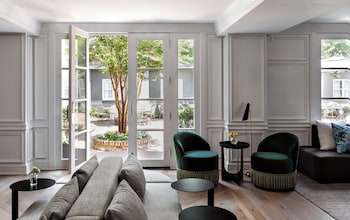 Premium Room, 1 King Bed, Balcony