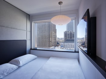 Daily buffet breakfast (USD 22 per person)