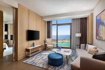 1 chambre, minibar, coffre-fort, décor unique