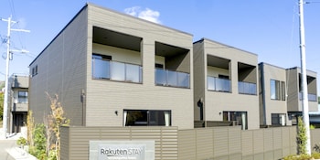 Maison de base, non-fumeur, animaux de compagnie interdits (103) | Salle de bain | Ensemble baignoire-douche, séchoir à cheveux, pantoufles