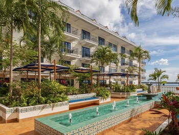 Room, 1 King Bed, Balcony, Oceanfront (Magnifique)