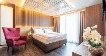 ห้องพรีเมียมทริปเปิล (Castle view) | วิวจากห้องพัก