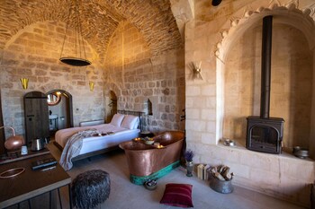 Exclusive Room, No Windows