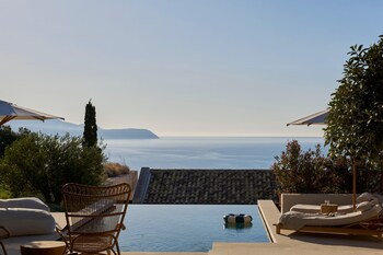 Thalassa Two Bedroom Villa with outdoor private pool and sea view | Extérieur