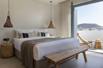 House of Light with Plunge Pool