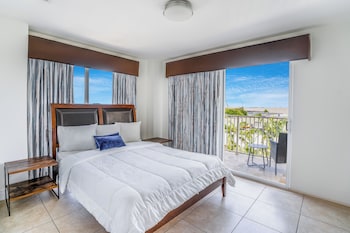 Suite Deluxe, 3 habitaciones | Ropa de cama de alta calidad, edredón y camas con efecto memoria