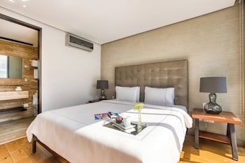 Premium bedding, down duvets, pillow-top beds, in-room safe
