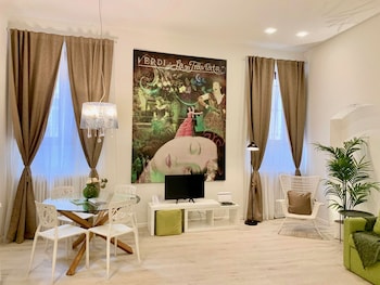 Superior-Studio (Residenza Rensi - Vicolo Rensi 6) | Wohnbereich | 25-Zoll-Flachbildfernseher mit Digitalempfang, LCD-Fernseher