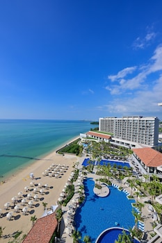 Chambre royale avec lits jumeaux, non-fumeur, en coin (Suite,Club Lounge&VIP Pool Bar Access) | Vue du balcon