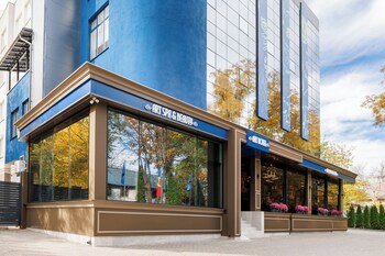 Habitación junior | Minibar, escritorio, cunas gratuitas y wifi gratis 