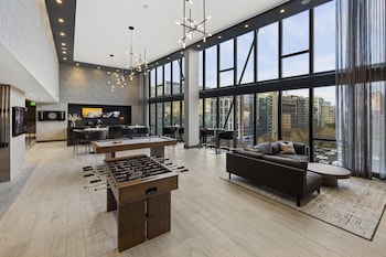 Appartement Luxe, 1 chambre (Room décor/layout/colors vary by unit) | Coin séjour