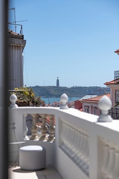 Premium Double Room | Egyptian cotton sheets, premium bedding, Select Comfort beds, minibar