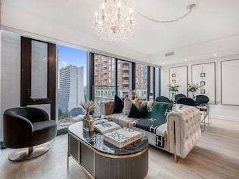 Appartement Prestige | Repas dans la chambre