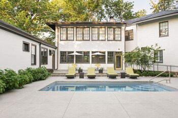 Outdoor pool, pool loungers
