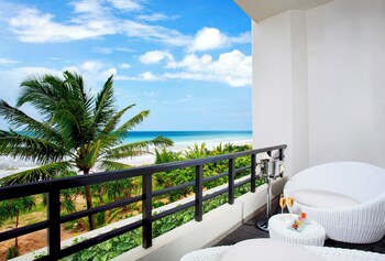 On the beach, beach towels, waterskiing, windsurfing