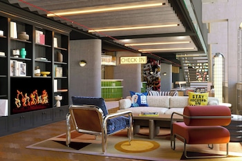 Déjeuner et dîner servis sur place, spécialités Cuisine française