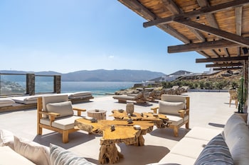 Villa, 7 Bedrooms, 2 Private pools, Sea View | Premium bedding, in-room safe, individually decorated