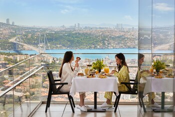 Bosphorus Suite- 1 King Bed, 183 sqm | View from room