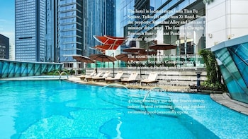 Indoor pool, seasonal outdoor pool, pool umbrellas, sun loungers