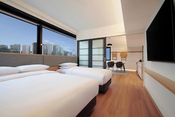 1 chambre, literie de qualité, couette en duvet, coffre-fort