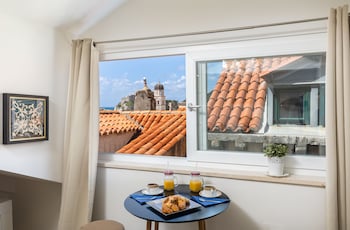 Penthouse with View (Address: Lazarina 3) | Cortinas blackout, tabla de planchar con plancha y wifi gratis 