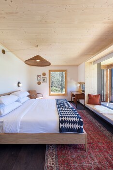 Lushna Suite | Living area