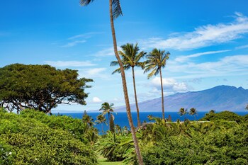 Condo, 2 habitaciones, balcón, vista parcial al océano (KPL-55) | Terraza o patio