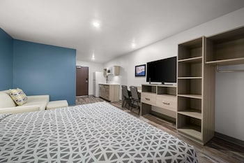 1 bilik tidur, meja, ruang kerja komputer riba