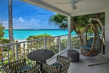 Egyptian cotton sheets, premium bedding, pillowtop beds, in-room safe