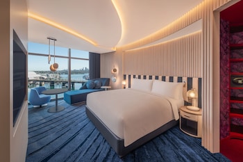 Indoor pool, outdoor pool, pool cabanas (surcharge), pool loungers