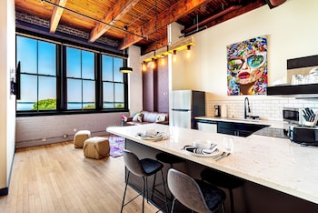 Exclusive Room, 2 Bedrooms, Lake View | Private kitchen | Full-size fridge, microwave, oven, stovetop