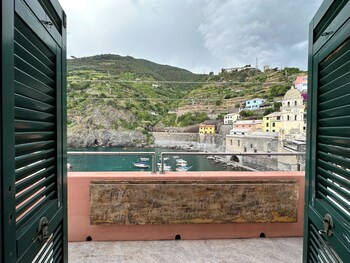 Exclusive Apartment | Balcony view