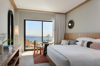 Presidential Suite, 1 King Bed | Minibar, blackout drapes, iron/ironing board, WiFi (free)
