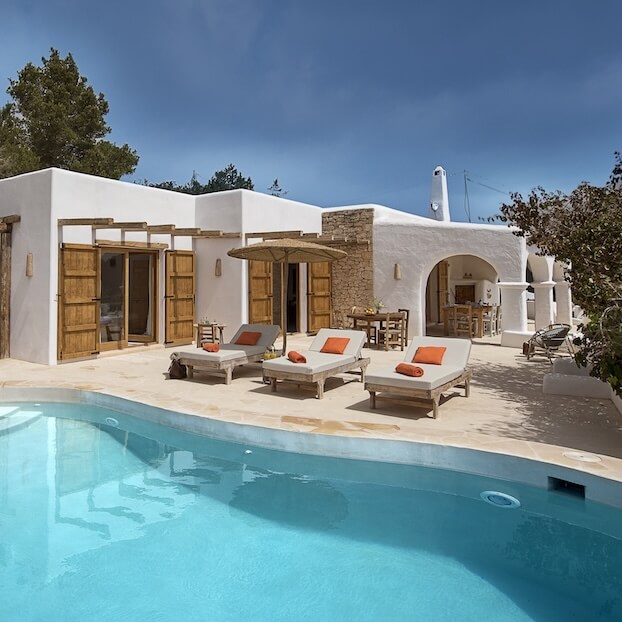 Parcourez les locations de vacances dans des destinations ensoleillées.