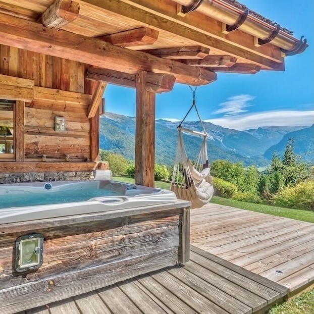 Réservez une location de vacances avec une vue exceptionnelle à Samoëns, en Haute-Savoie.