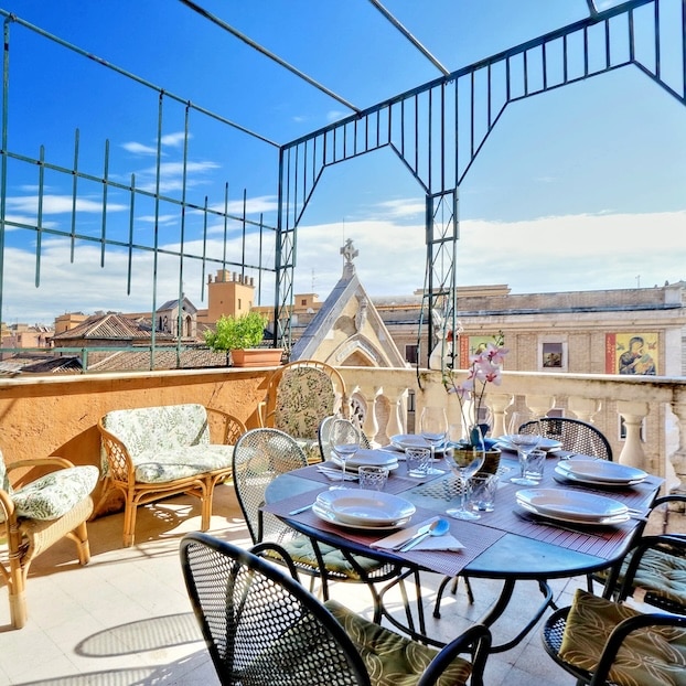 Search homes in Rome, Italy