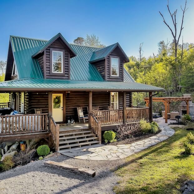 Book top rated home in Gatlinburg, Tennessee.