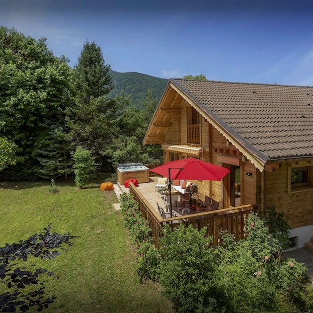 Trouvez une location de vacances qui accepte les animaux de compagnie.